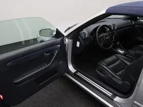 Audi A4 Cabriolet 2.4 V6 Exclusive thumbnail 2