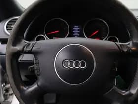 Audi A4 Cabriolet 2.4 V6 Exclusive thumbnail 22