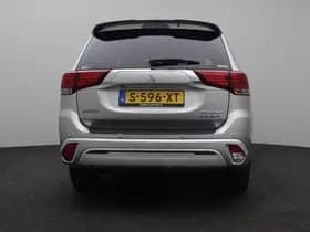 Mitsubishi Outlander 2.4 PHEV S-Edition thumbnail 14