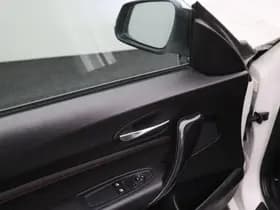 BMW 1-serie 114i EDE Executive thumbnail 17