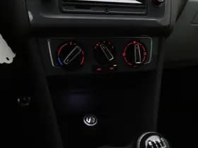 Volkswagen Polo 1.2 TSI Highline thumbnail 25