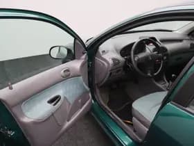 Peugeot 206 1.4 XR thumbnail 4