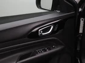 Jeep Compass 4xe 240 Plug-in Hybrid Electric S thumbnail 23