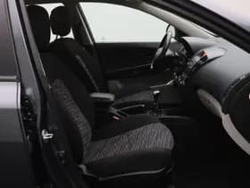 Kia Cee'd Sporty Wagon 1.6 Fifteen thumbnail 18