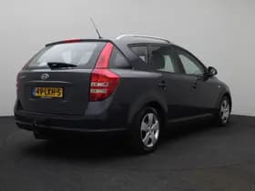 Kia Cee'd Sporty Wagon 1.6 Fifteen thumbnail 3