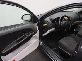 Kia Cee'd Sporty Wagon 1.6 Fifteen thumbnail 4