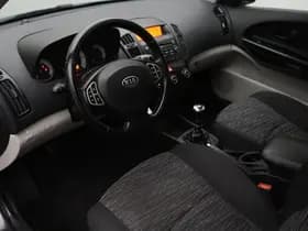 Kia Cee'd Sporty Wagon 1.6 Fifteen thumbnail 7