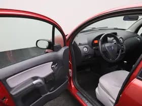 Citroën C3 1.4i Attraction thumbnail 4