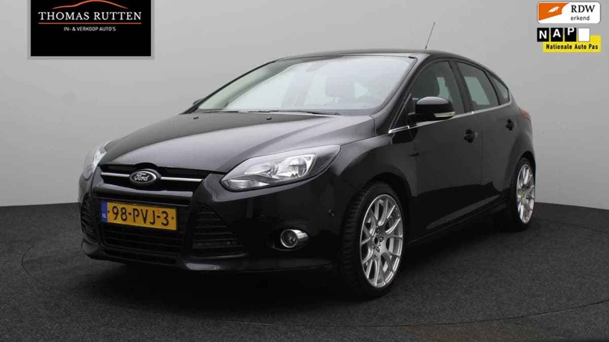 Ford Focus 1.6 EcoBoost First Edition — foto 1