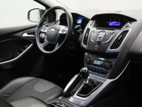 Ford Focus 1.6 EcoBoost First Edition thumbnail 6