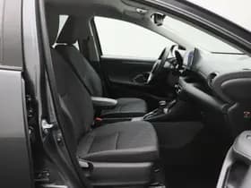 Toyota Yaris 1.5 Hybrid 115 Dynamic thumbnail 19