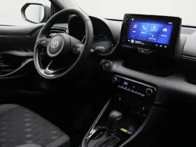 Toyota Yaris 1.5 Hybrid 115 Dynamic thumbnail 8