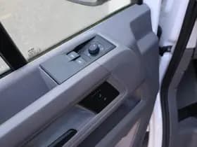 Volkswagen Crafter 35 2.0 TDI L4H3 thumbnail 19