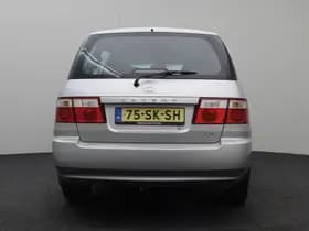 Kia Carens 1.6-16V LX thumbnail 11