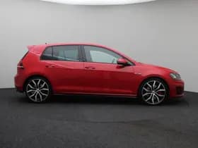 Volkswagen Golf thumbnail 12