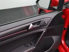 Volkswagen Golf thumbnail 21