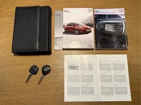 Toyota Yaris thumbnail 19