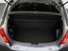 Toyota Yaris thumbnail 21