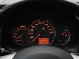 Toyota Yaris thumbnail 26