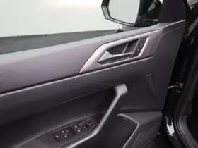 Volkswagen Polo thumbnail 24