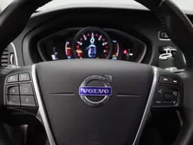 Volvo V40 thumbnail 23
