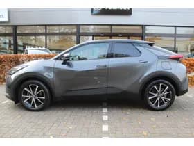 Toyota C-HR 1.8 Hybrid 140 First Edition Bi-tone thumbnail 2