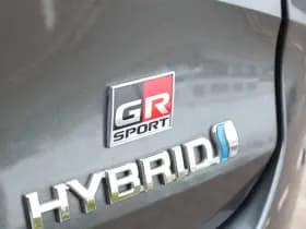 Toyota Corolla Touring Sports 1.8 Hybrid GR-Sport Bi-Tone thumbnail 16