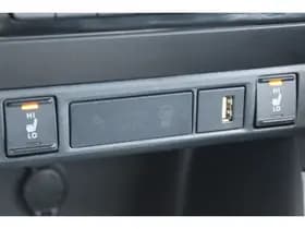 Toyota Yaris 1.5 Hybrid Dynamic thumbnail 5