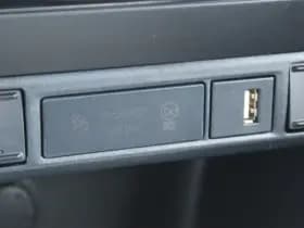 Toyota Yaris 1.5 Hybrid Dynamic thumbnail 5