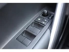 Toyota Corolla thumbnail 24