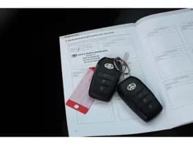 Toyota Corolla thumbnail 31