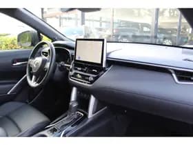 Toyota Corolla thumbnail 6