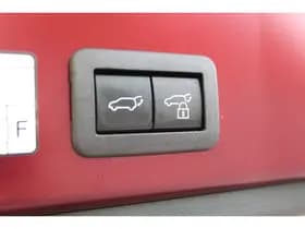 Toyota Corolla thumbnail 9