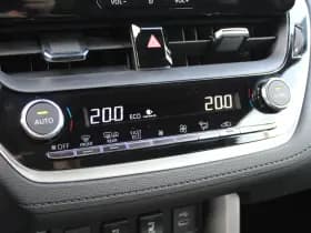 Toyota Corolla Cross Hybrid 200 Executive Bi-Tone thumbnail 18