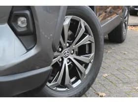 Toyota RAV4 thumbnail 8