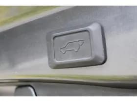 Toyota RAV4 thumbnail 10