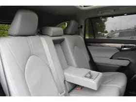 Toyota Highlander thumbnail 18