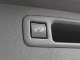 Toyota Highlander 2.5 AWD Hybrid Premium 7-pers. thumbnail 13