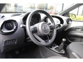 Toyota Aygo X 1.0 VVT-i MT Pulse Bi-Tone thumbnail 2