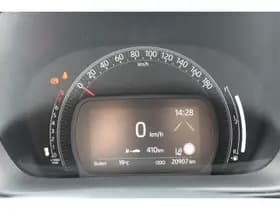 Toyota Aygo X 1.0 VVT-i MT Pulse Bi-Tone thumbnail 15