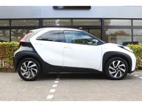 Toyota Aygo X 1.0 VVT-i MT Pulse Bi-Tone thumbnail 7