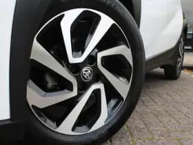 Toyota Aygo X 1.0 VVT-i MT Pulse Bi-Tone thumbnail 11