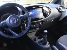 Toyota Aygo X 1.0 VVT-i MT First thumbnail 3