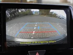 Toyota Yaris 1.5 Hybrid 115 First Edition Comfort Pack thumbnail 20