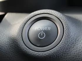 Toyota Yaris 1.5 Hybrid 115 First Edition Comfort Pack thumbnail 25