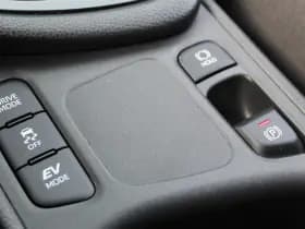 Toyota Yaris 1.5 Hybrid 115 First Edition Comfort Pack thumbnail 27