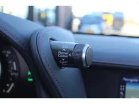 Lexus LC thumbnail 40