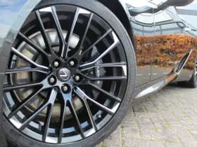 Lexus LC Convertible 500 Hokkaido Edition thumbnail 17