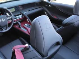 Lexus LC Convertible 500 Hokkaido Edition thumbnail 3