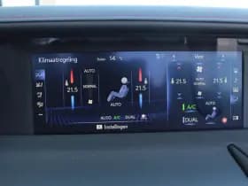 Lexus LC Convertible 500 Hokkaido Edition thumbnail 31